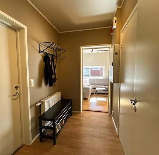 Cozy 2 Bedroom Appartement *