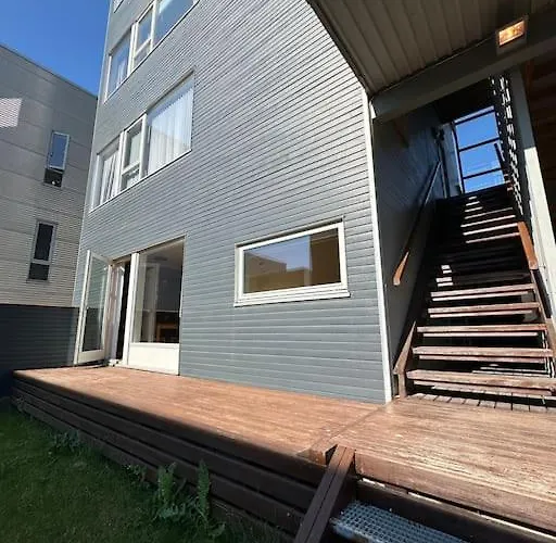 Cozy 2 Bedroom Appartement