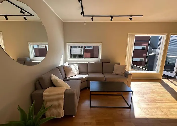 Cozy 2 Bedroom Appartement *